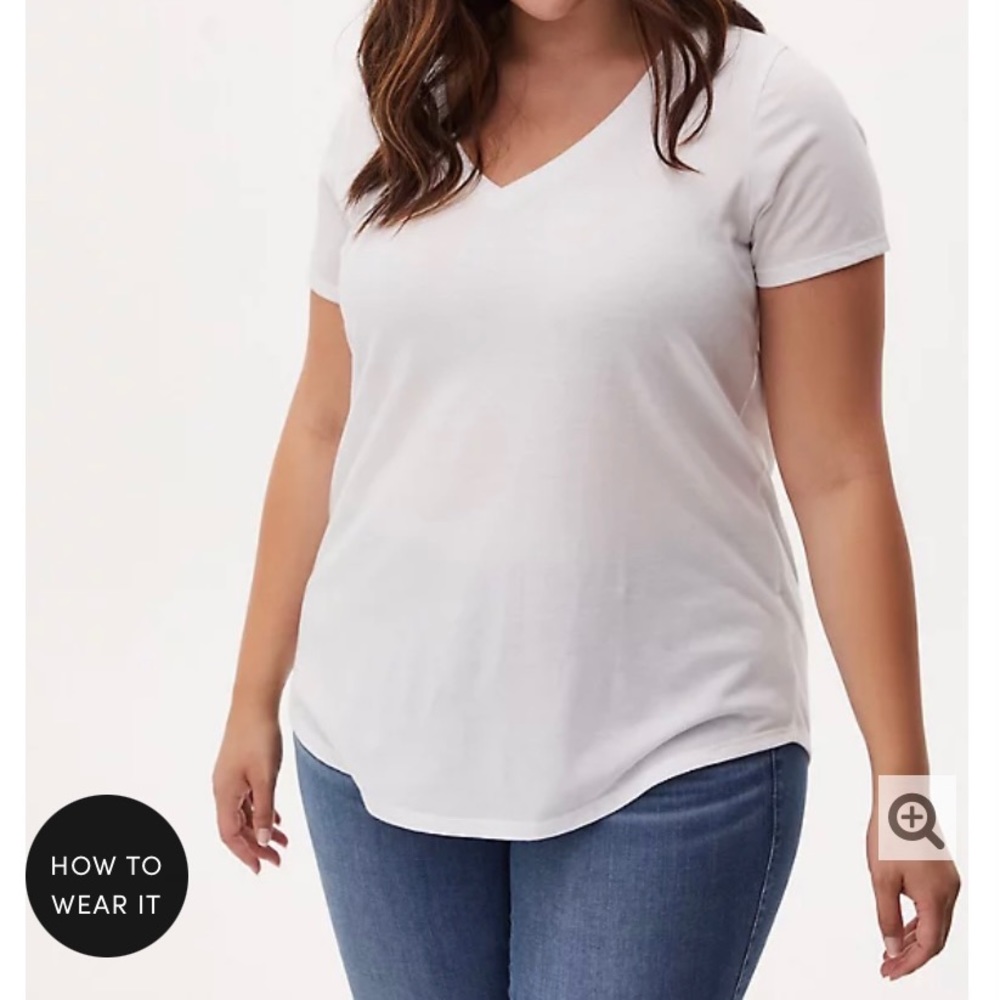 White torrid t shirt